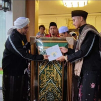 Kaesang Pangarep dan Hussein bin Hasyim Ba’agil, Sumber: Antara (2/12/23)